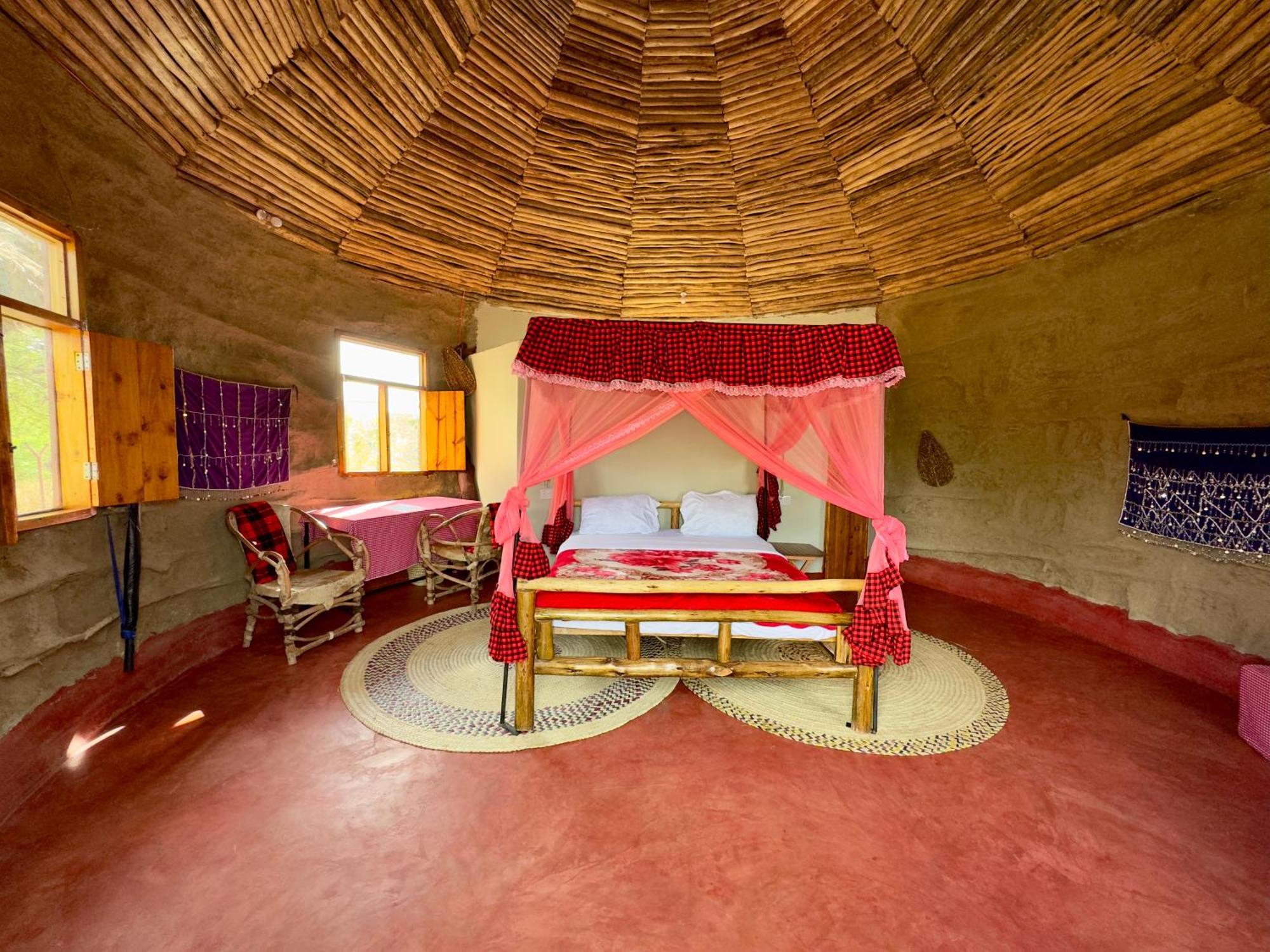 Maasai Eco Boma & Lodge - Experience Maasai Culture Makuyuni Exterior photo