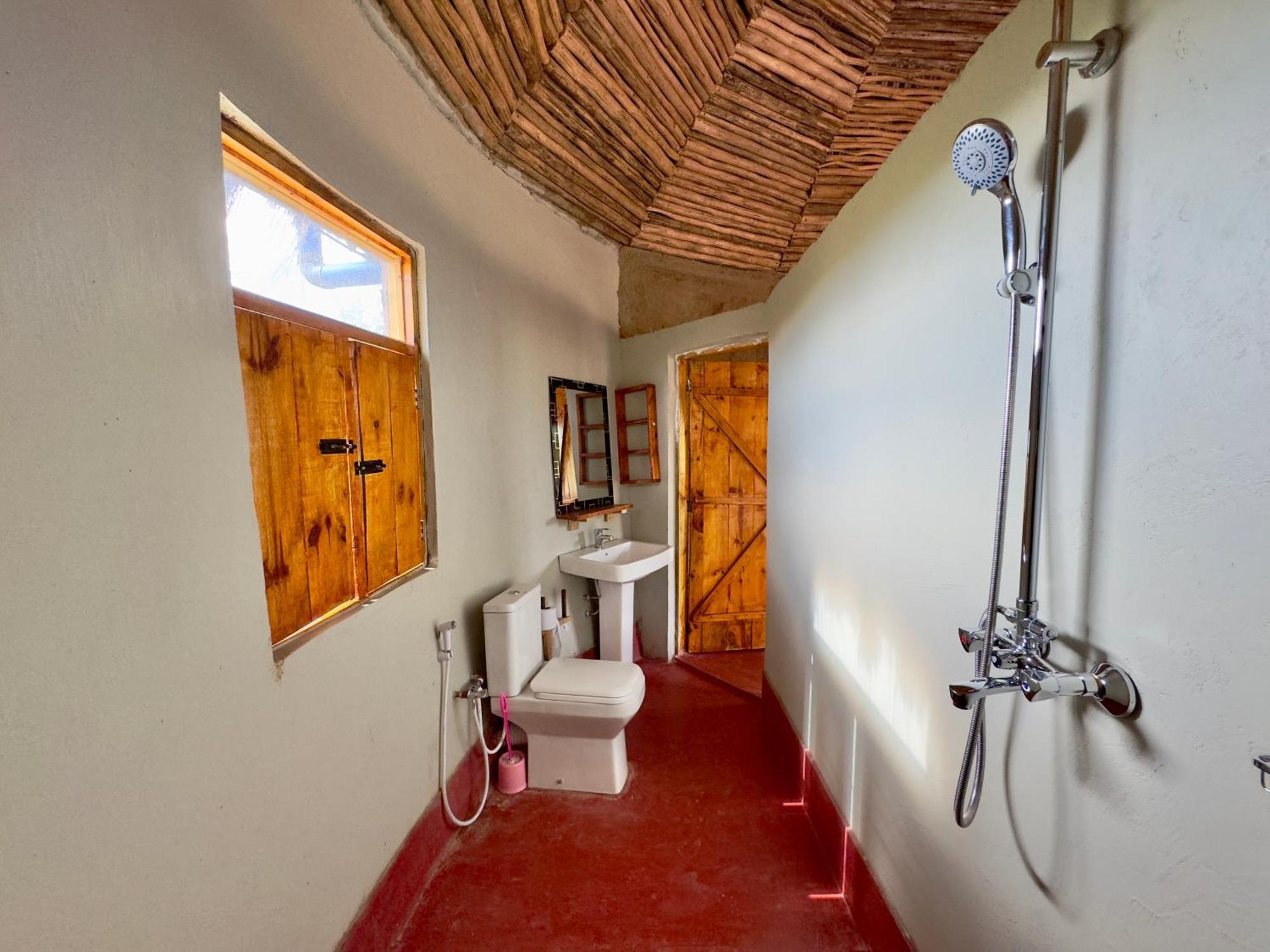 Maasai Eco Boma & Lodge - Experience Maasai Culture Makuyuni Exterior photo
