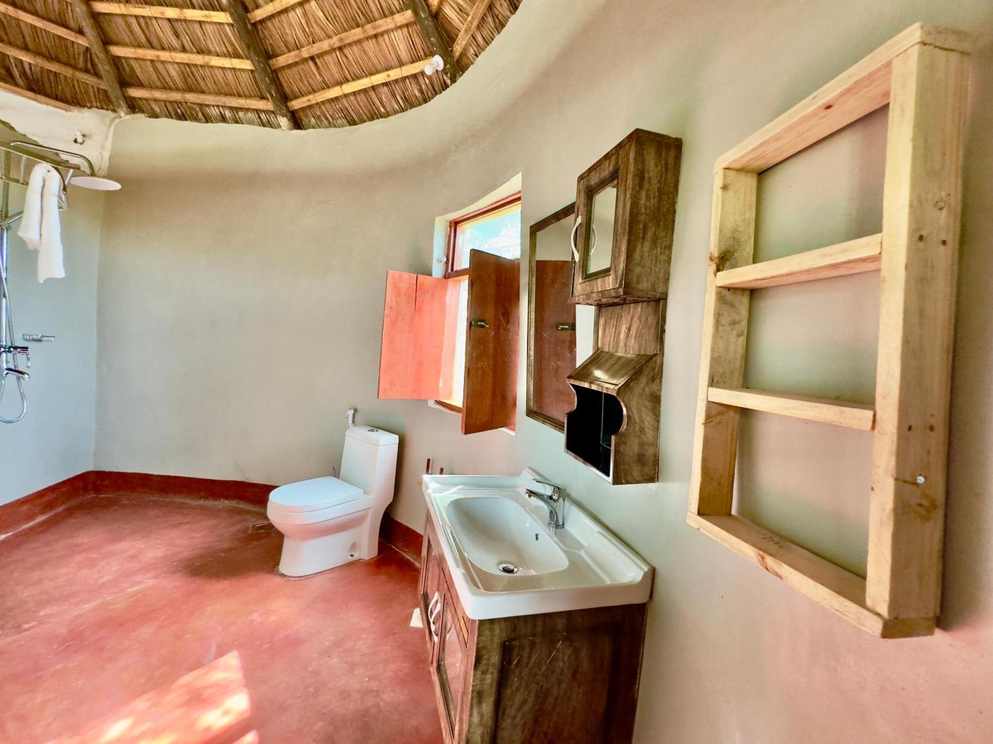 Maasai Eco Boma & Lodge - Experience Maasai Culture Makuyuni Exterior photo