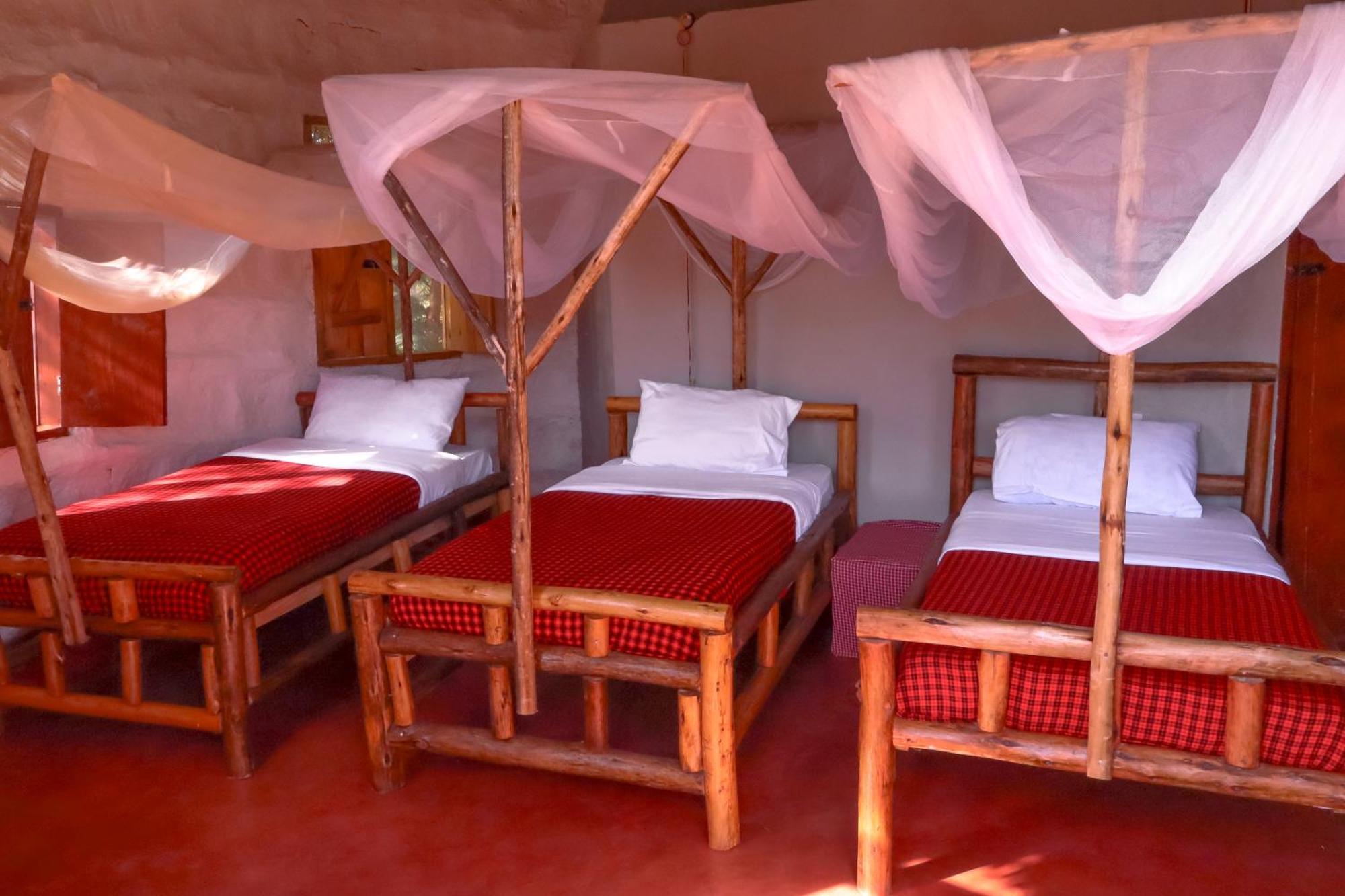 Maasai Eco Boma & Lodge - Experience Maasai Culture Makuyuni Exterior photo