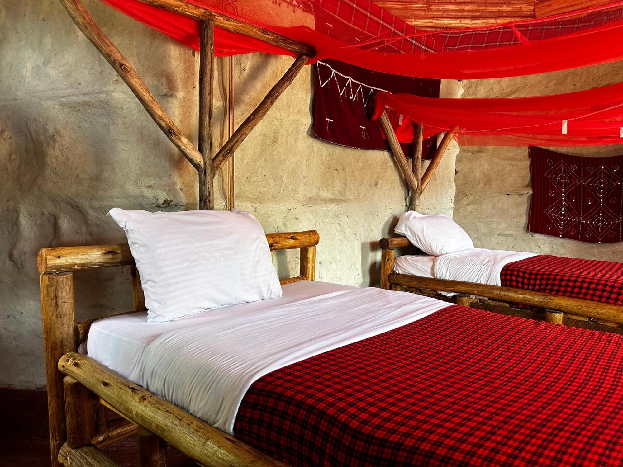 Maasai Eco Boma & Lodge - Experience Maasai Culture Makuyuni Exterior photo