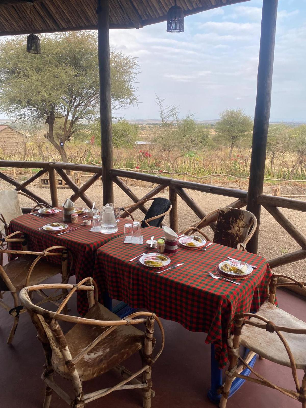 Maasai Eco Boma & Lodge - Experience Maasai Culture Makuyuni Exterior photo
